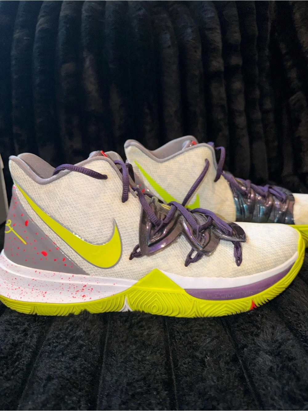 Nike Kyrie 5 Mamba Mentality White, Neon Yellow & Purple Basketball Shoes